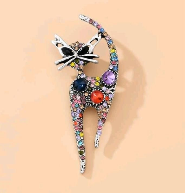 Crystal Cat Brooch - Colourful Animal Jewellery Gift for Her - Image 2